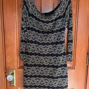 Gianni Bini Black and Gold Patterned Long Sleeve Dress